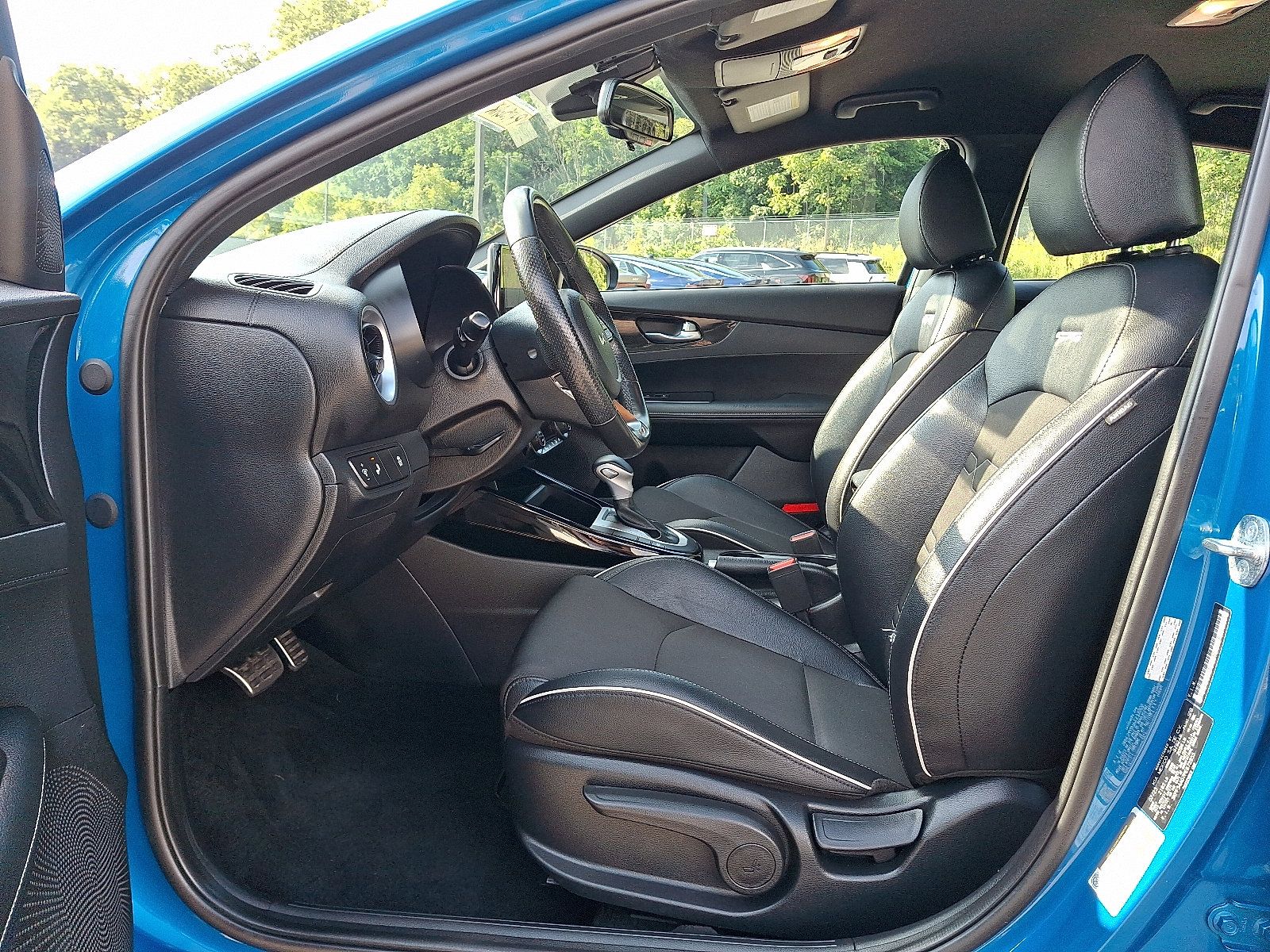Used 2023 Kia Forte GT-Line FWD image 13