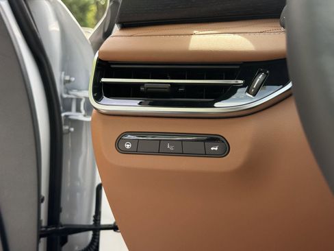 New 2026 INFINITI QX60 Autograph w/ Dark Cargo Package image 15