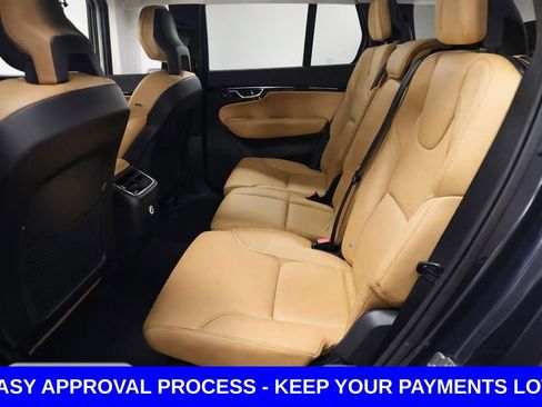 Used 2018 Volvo XC90 T6 Momentum w/ Convenience Package AWD/4WD image 17