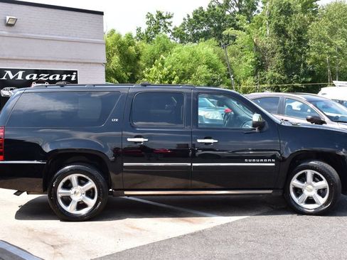 Used 2012 Chevrolet Suburban LTZ AWD/4WD image 4