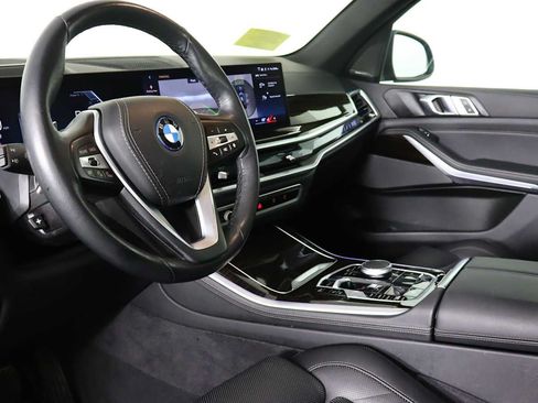 Used 2025 BMW X5 xDrive50e w/ Premium Package AWD/4WD image 15