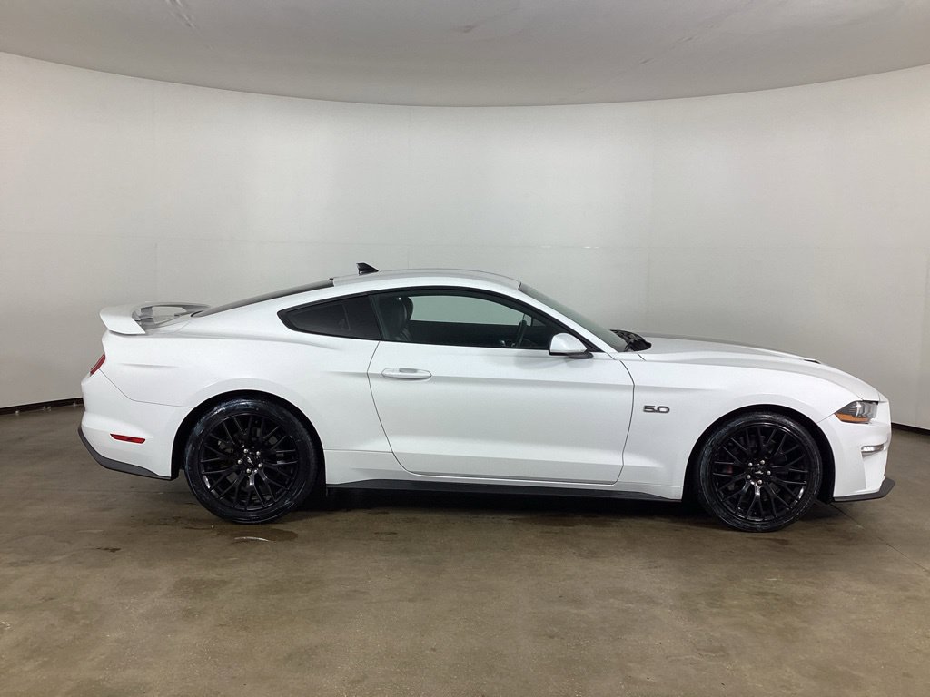 Used 2021 Ford Mustang GT Premium w/ GT Performance Package RWD image 4
