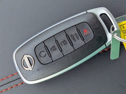 New 2025 Nissan Sentra SR image 26