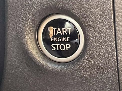 New 2025 Nissan Frontier PRO-4X w/ Interior Protection Package image 20