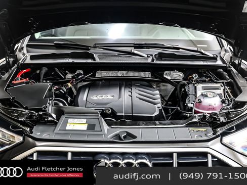 Used 2023 Audi Q5 2.0T Premium w/ Convenience Package image 12