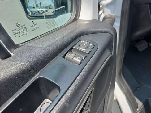 Used 2022 Mercedes-Benz Sprinter 2500 image 17