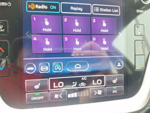 Used 2022 Subaru Outback Premium image 27