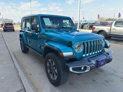 Used 2020 Jeep Wrangler Unlimited Sahara w/ Advanced Safety Group image 2