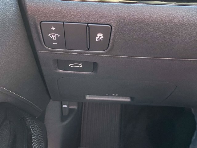 New 2027 Kia K5 GT-Line FWD image 19