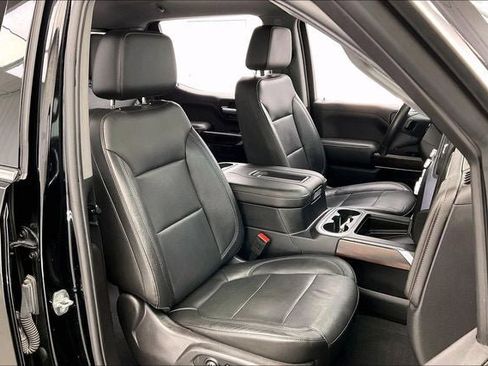 Used 2019 GMC Sierra 1500 SLT w/ SLT Premium Plus Package AWD/4WD image 7