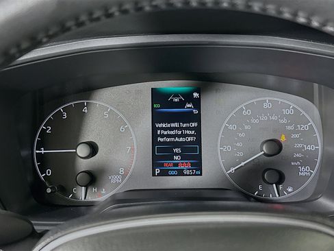 Used 2025 Toyota Corolla SE image 19