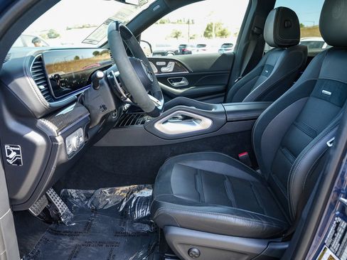 Certified 2025 Mercedes-Benz GLE 53 AMG 4MATIC image 17