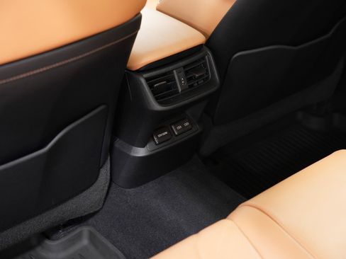 Used 2022 Lexus ES 350 Ultra Luxury w/ Accessory Package 2 FWD image 30