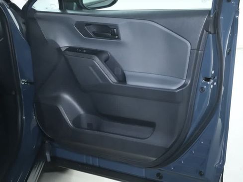 Used 2026 Toyota RAV4 LE AWD/4WD image 32
