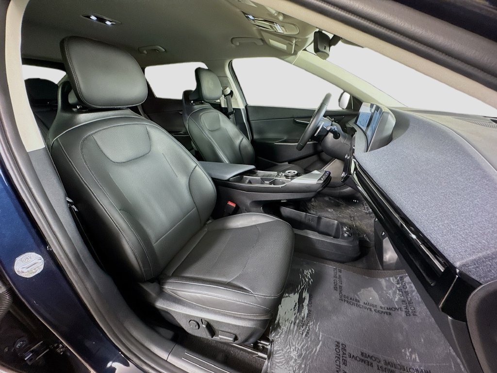 Used 2024 Kia EV6 Wind RWD image 37