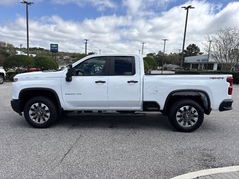 New 2026 Chevrolet Silverado 2500 Custom w/ Custom Value Package AWD/4WD image 6