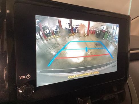 Certified 2025 Toyota Corolla LE image 13