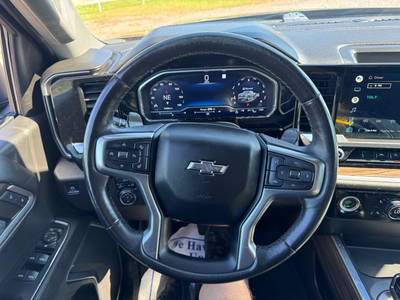Used 2022 Chevrolet Silverado 1500 RST AWD/4WD image 39