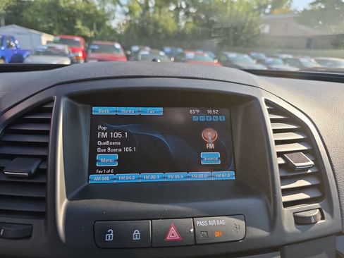 Used 2013 Buick Regal Premium image 16