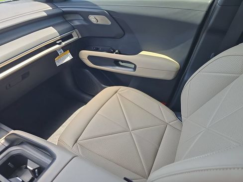 New 2027 Kia Telluride EX FWD image 16