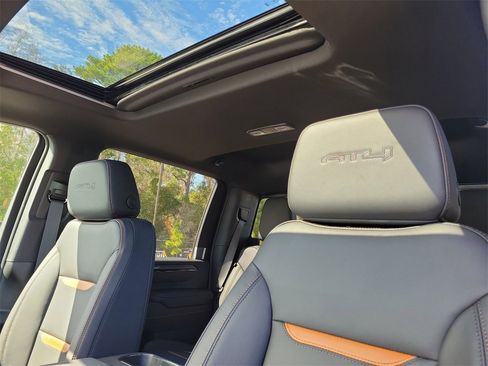 New 2026 GMC Sierra 2500 AT4 w/ AT4 Premium Plus Package image 21