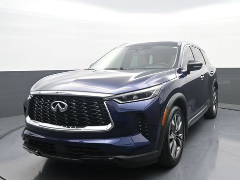 Used 2023 INFINITI QX60 Luxe w/ Vision Package AWD/4WD image 1