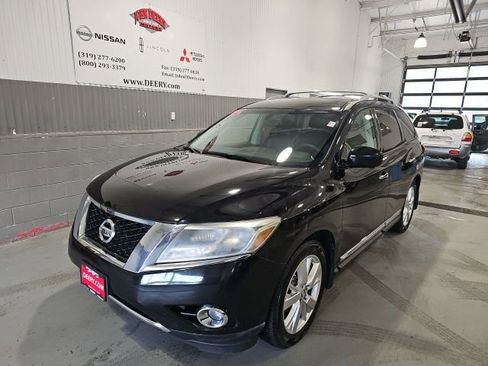 Used 2015 Nissan Pathfinder Platinum w/ Cargo Package AWD/4WD image 7