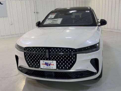 New 2026 Lincoln Nautilus Reserve AWD/4WD image 4