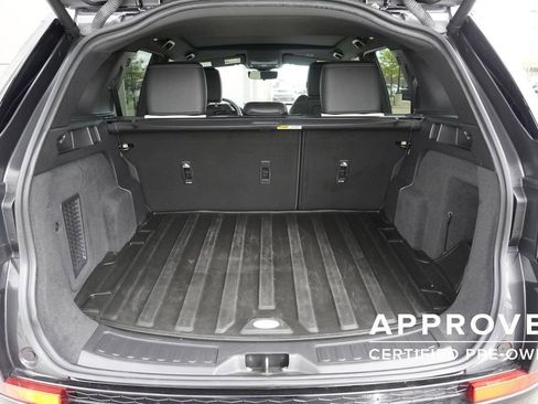 Used 2025 Land Rover Discovery Sport Dynamic SE image 31