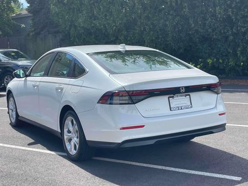 Certified 2024 Honda Accord LX image 7