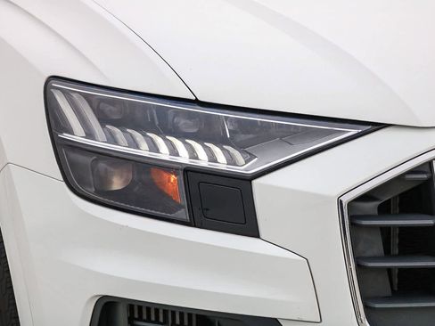 Used 2023 Audi Q8 Premium w/ Convenience Package image 4