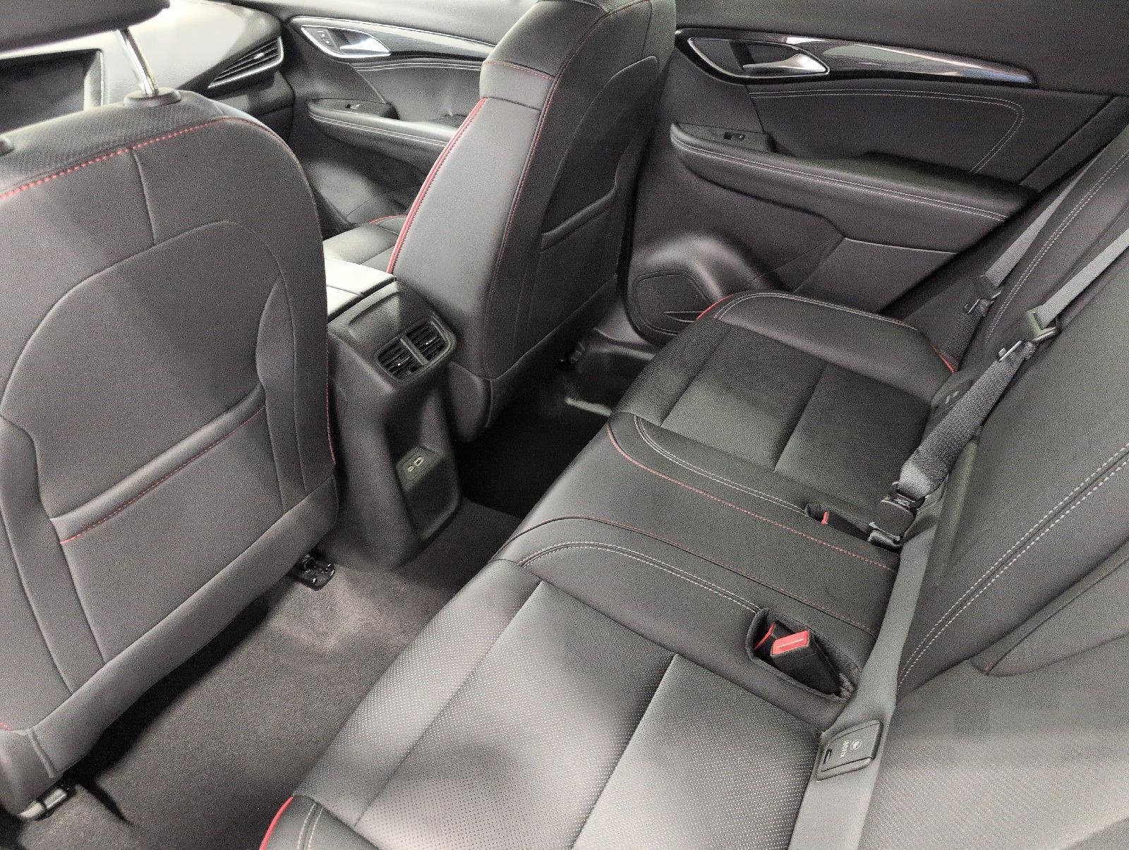 Used 2023 Buick Envision Essence w/ Sport Touring Package AWD/4WD image 21