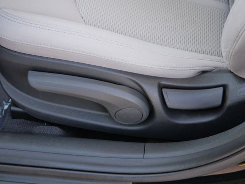 Used 2017 Hyundai Sonata SE w/ Cargo Package image 20