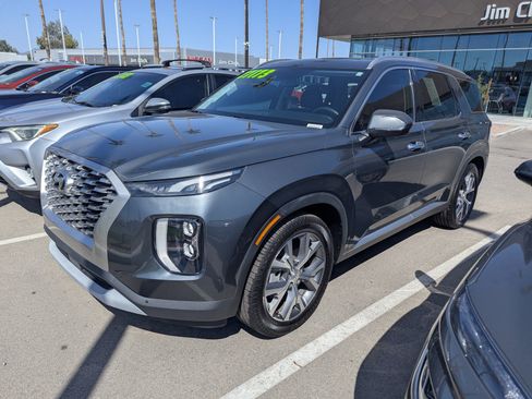 Used 2022 Hyundai Palisade SEL w/ 8P Bench Seat Package FWD image 3