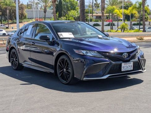 Used 2021 Toyota Camry XSE image 3