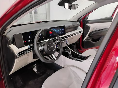 Used 2025 Hyundai Tucson SEL image 14