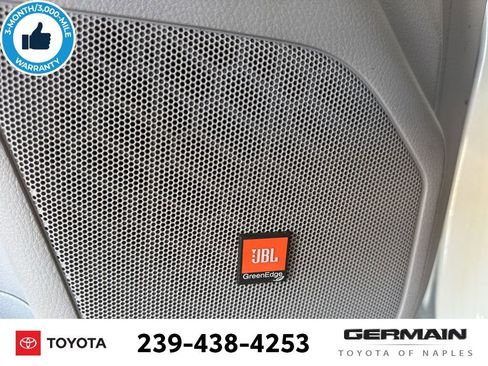 Used 2015 Toyota Highlander Limited Platinum image 22