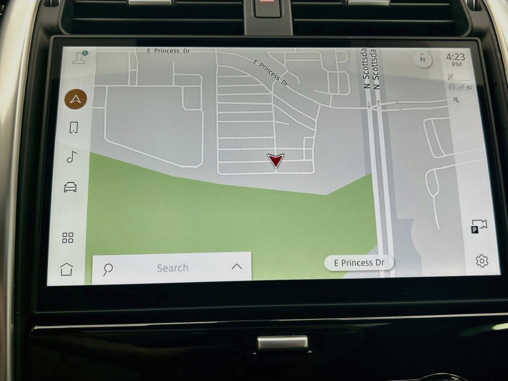 Certified 2025 Land Rover Discovery S AWD/4WD image 14