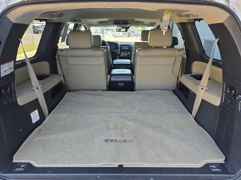 Used 2019 Toyota Sequoia Platinum image 18