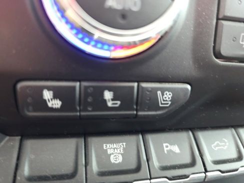 Used 2023 GMC Sierra 2500 SLT w/ SLT Premium Package image 19