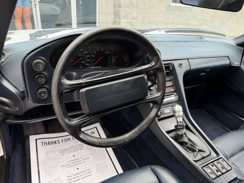 Used 1987 Porsche 928 S4 RWD image 17