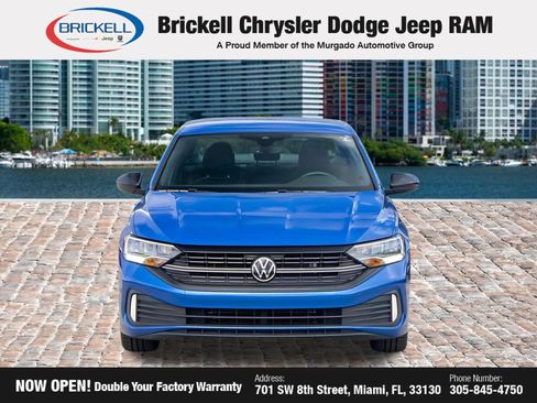 Used 2022 Volkswagen Jetta Sport FWD image 2