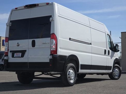 Used 2023 RAM ProMaster 2500 FWD image 11