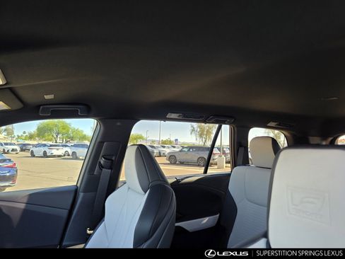 New 2026 Lexus TX 500h AWD image 14