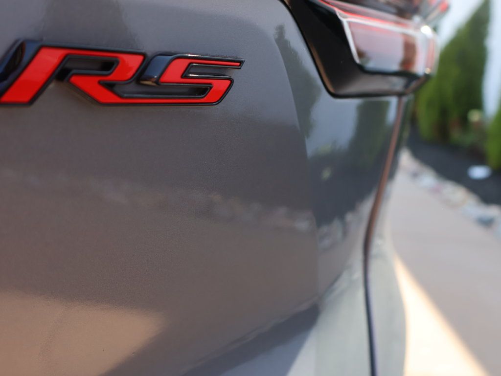 Certified 2024 Chevrolet Equinox EV RS FWD image 16