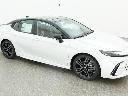 New 2026 Toyota Camry XSE FWD image 15