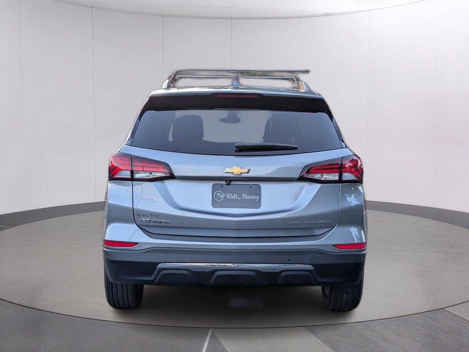 Used 2024 Chevrolet Equinox Premier AWD/4WD image 4