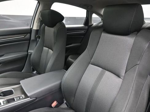 Used 2020 Honda Accord EX image 28