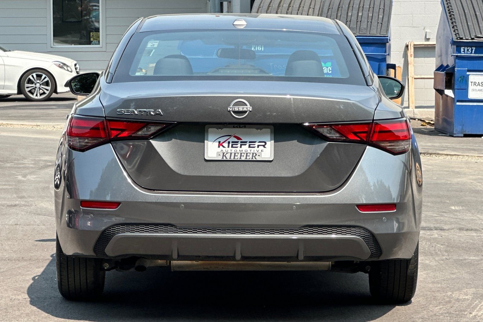 Used 2025 Nissan Sentra SV FWD image 5
