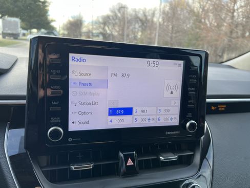 Used 2022 Toyota Corolla SE image 22